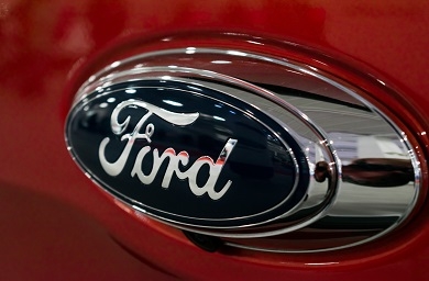 Stylová Ford klíčenka